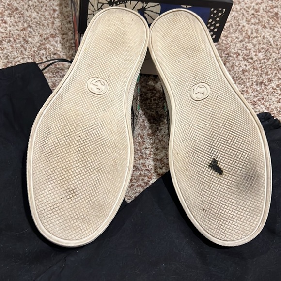 Gucci Tiger sneakers - Picture 5 of 8